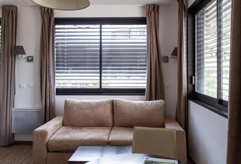 Студия Superior, Zenitude Swiss Apparthotels