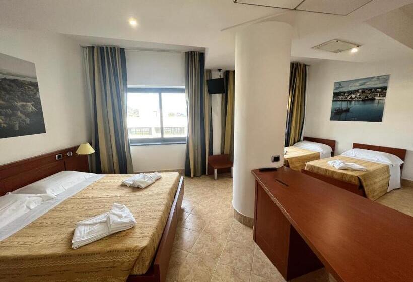 Семейный Номер, Park Hotel Mirabeau