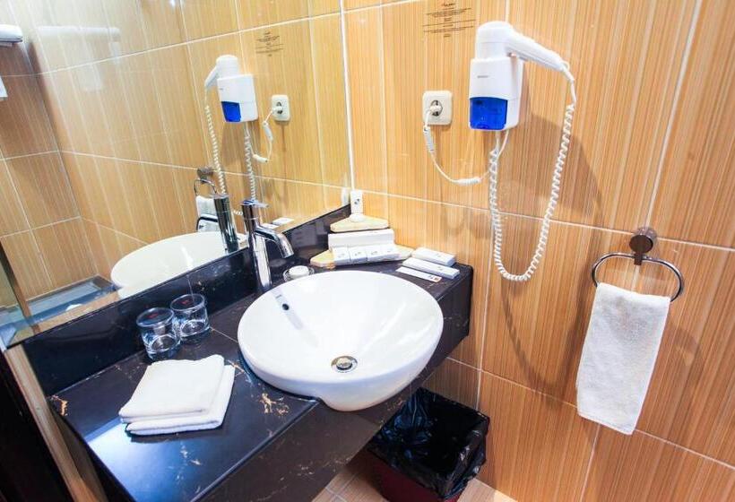 سوییت جونیور, Swiss Belhotel Kendari
