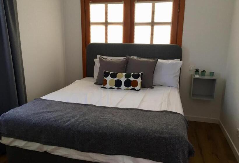 Deluxe Room, Sabah Pansiyon