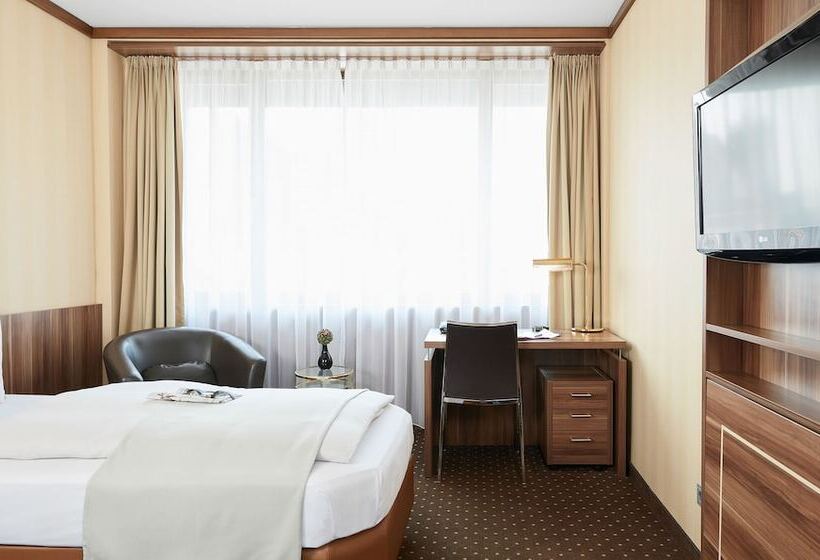 Номер бизнес-класса, Living Hotel Düsseldorf