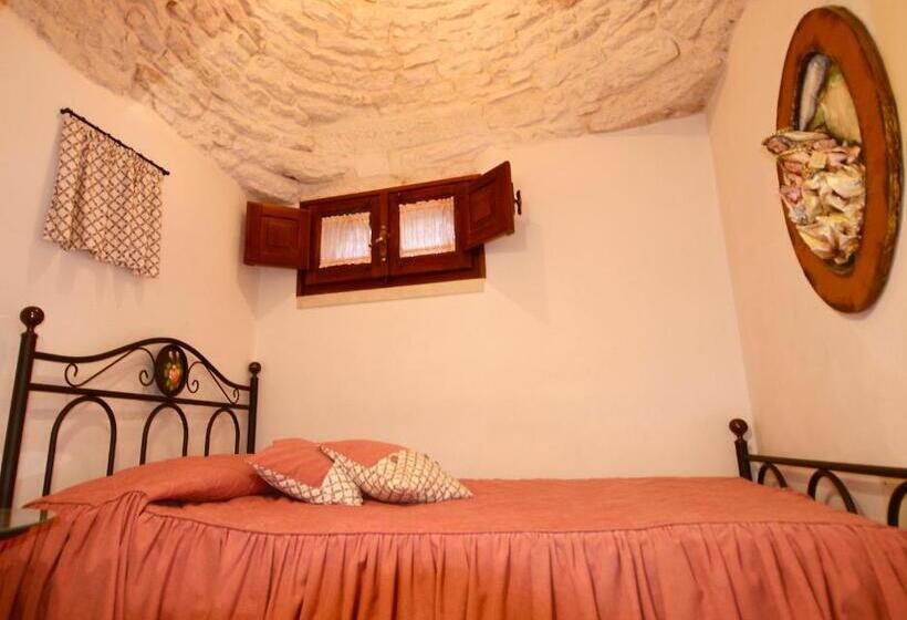 اتاق سوپریور خانوادگی, Trulli E Puglia Resort