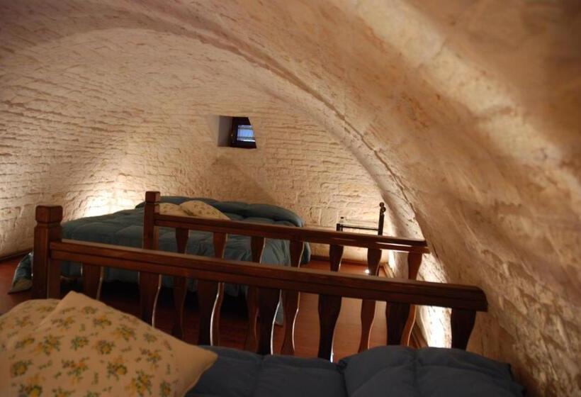 اتاق سوپریور خانوادگی, Trulli E Puglia Resort