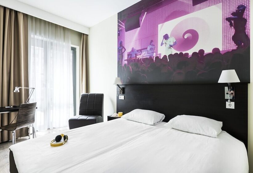 اتاق استاندارد, Comfort Hotel LT – Rock ‘n’ Roll Hotel Vilnius