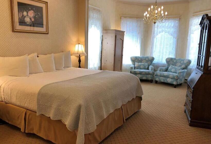 스탠다드 룸 킹사이즈 침대, Best Western Grandmas Feather Bed