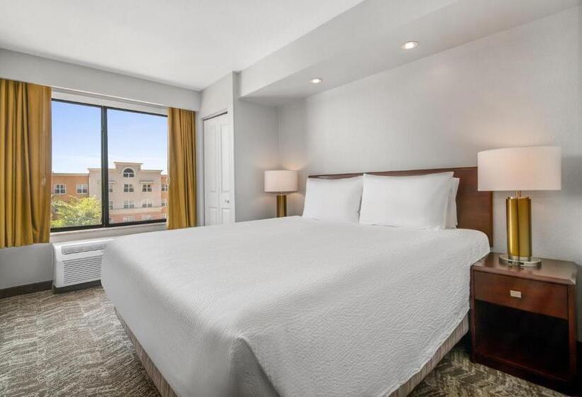 Люкс, Springhill Suites Phoenix Glendale Sports & Entertainment District