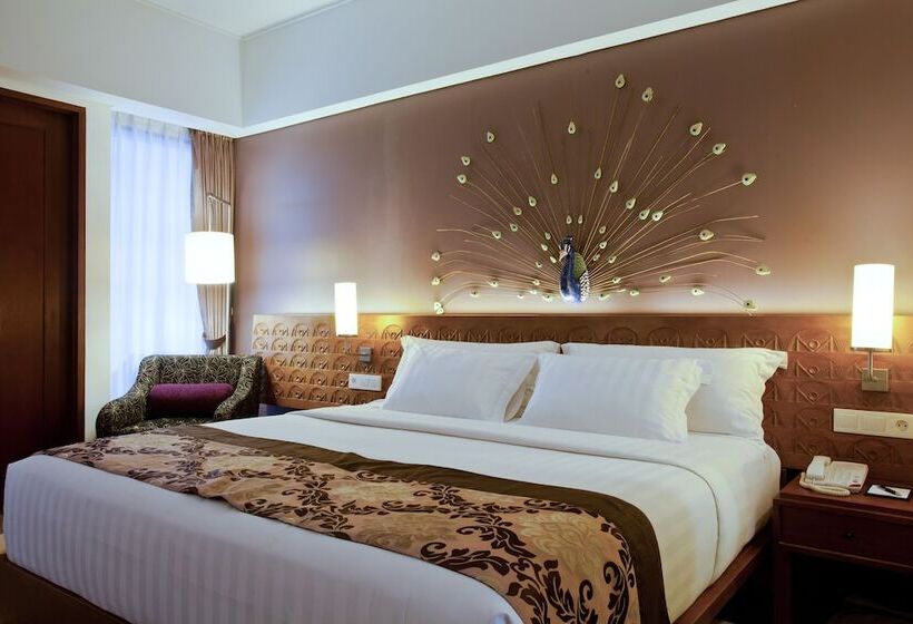 풀장 전망 디럭스 룸, Sun Island Hotel & Spa Kuta