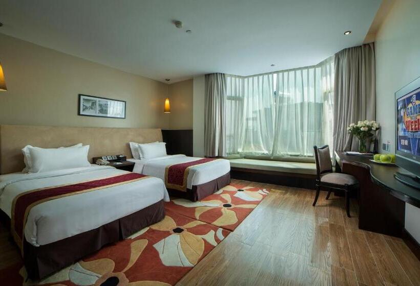 اتاق سوپریور با چشم‌انداز شهر, The Hanoi Club Hotel & Residences