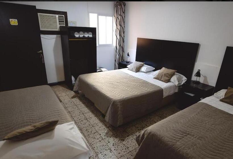 اتاق استاندارد چهار تخته, ñanderoga B&b