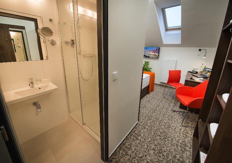 Номер Стандарт Индивидуальный, Ea Business Hotel Jihlava