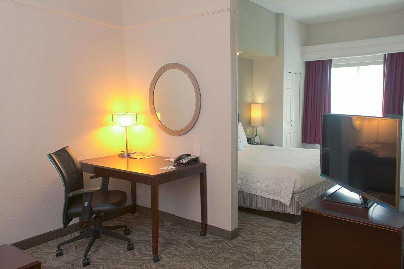 스위트 킹사이즈 침대, Springhill Suites Houston Pearland