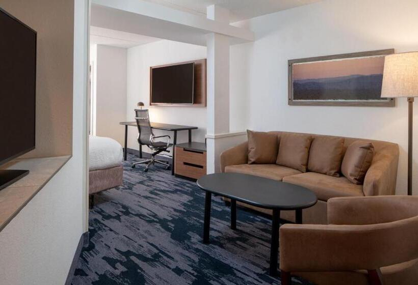 Люкс Executive Кровать Кинг, Fairfield By Marriott Fort Walton Beach Eglin Afb
