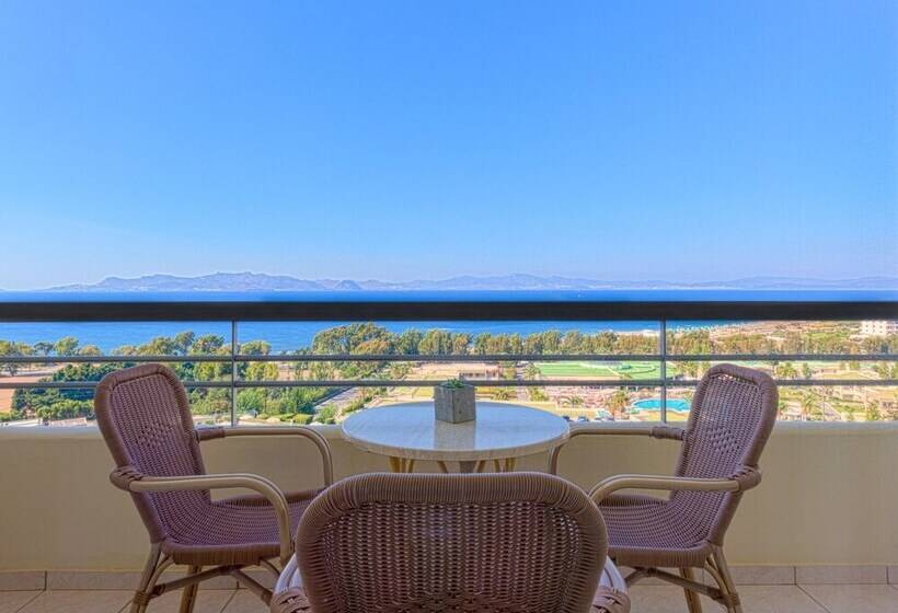 Люкс Superior, Kipriotis Panorama Hotel & Suites