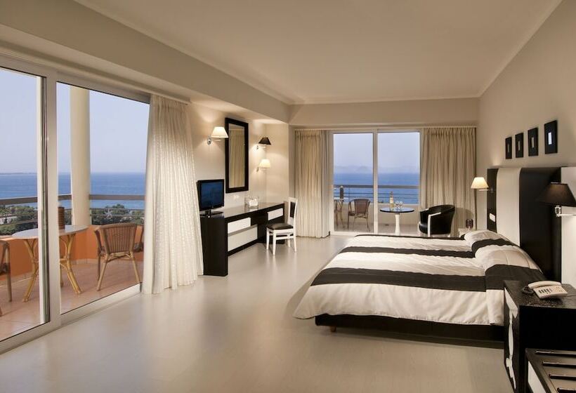Люкс Престиж, Kipriotis Panorama Hotel & Suites