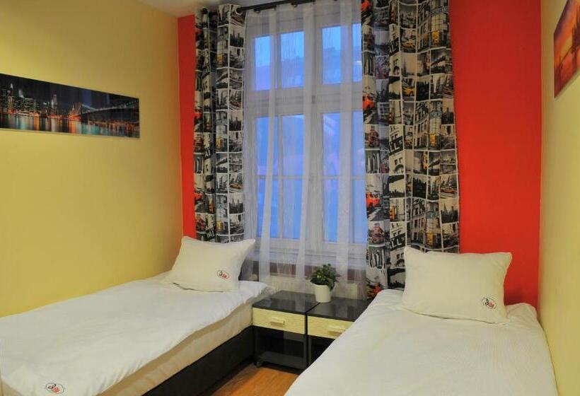 Номер Deluxe, 3 City Hostel