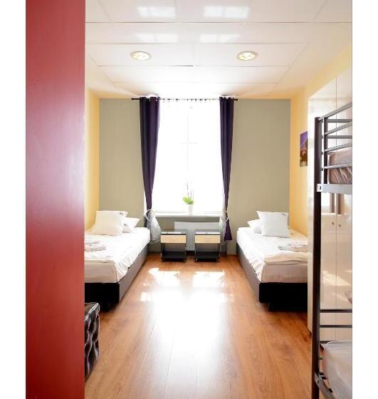 Четырехместный Номер Deluxe, 3 City Hostel