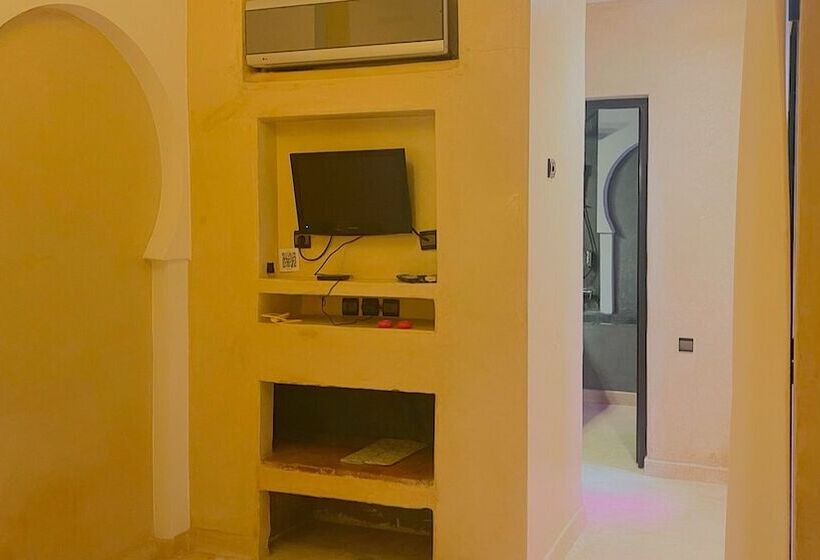 Delüks Oda, Riad Pourpre Medina