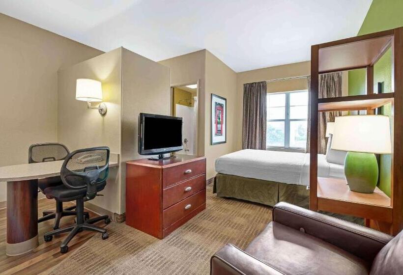 Standaard Studio, Extended Stay America Suites  Indianapolis  Airport  W. Southern Ave