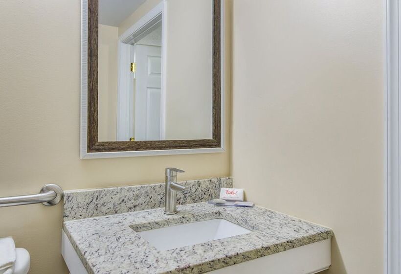 Номер Superior, Red Roof Inn Madison Heights, Va