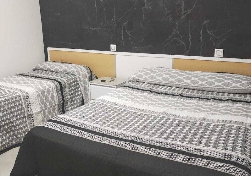 اتاق استاندارد, Hostal La Campana