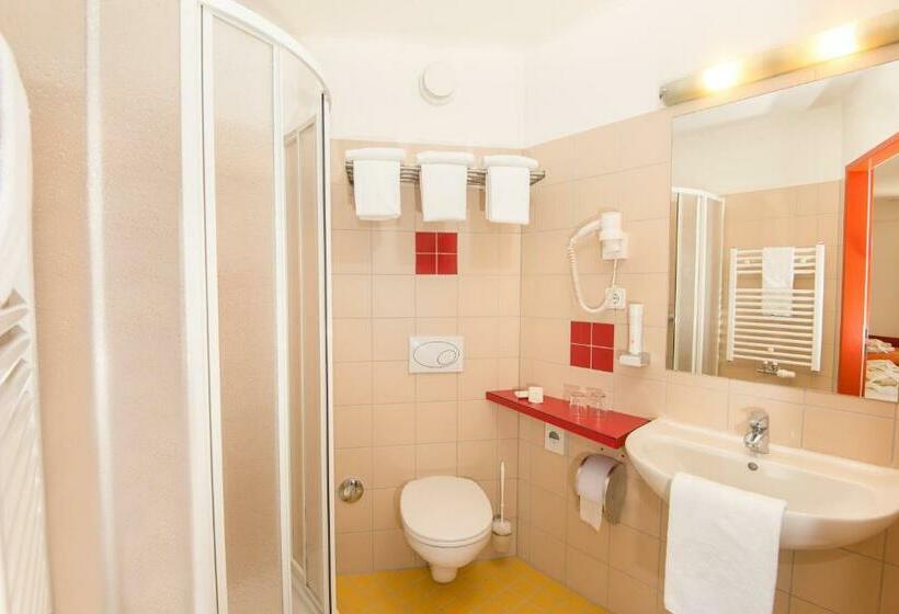 Семейный Номер, H2o Hotel Therme Resort, Für Familien Mit Kindern