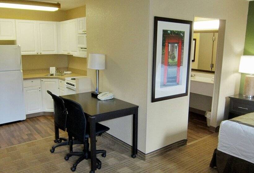 Студия Deluxe, Extended Stay America Suites  San Jose  Edenvale  South