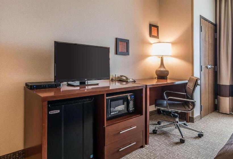Люкс Кровать Кинг, Comfort Inn & Suites