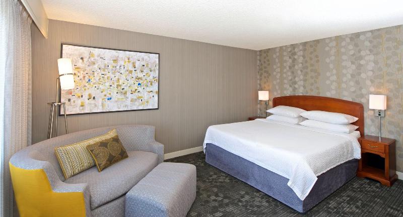 Standard-huone King-vuode, Courtyard By Marriott Newark Silicon Valley