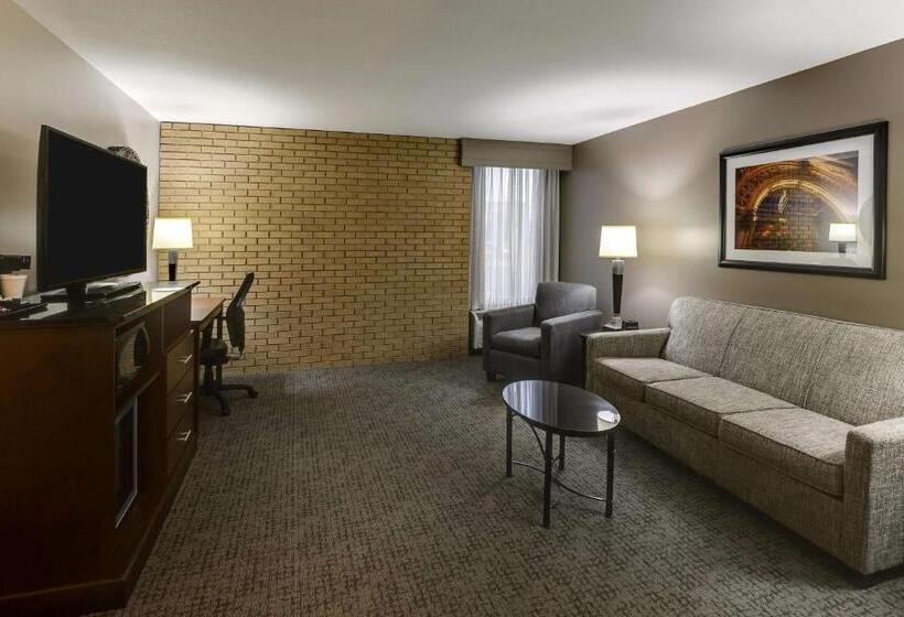 Люкс, Drury Inn & Suites Columbus Dublin