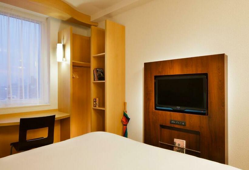 Номер Стандарт, Ibis London Blackfriars