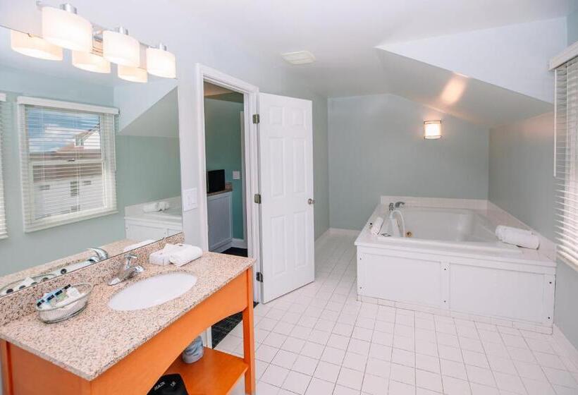 Family Suite, Island House