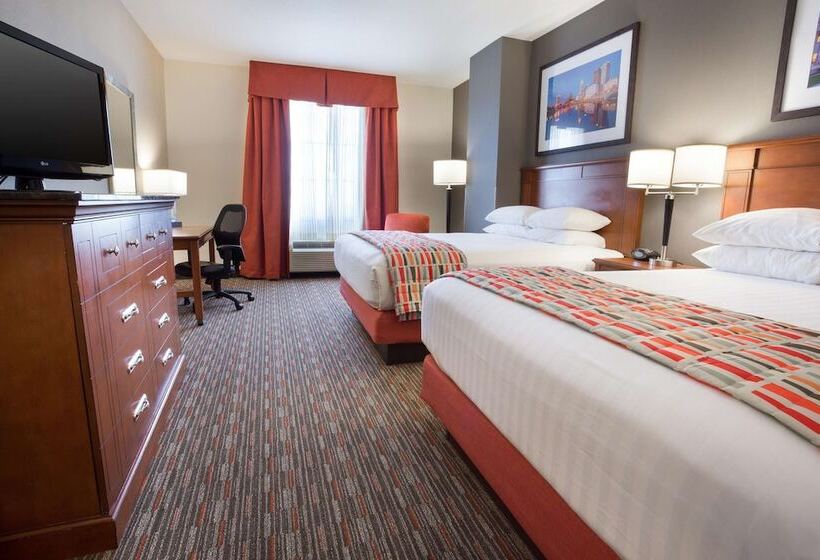 Номер Deluxe, Drury Inn & Suites Columbus Grove City