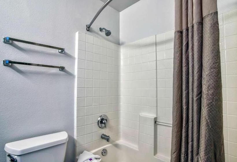 Номер Стандарт, Motel 6hesperia, Ca  West Main Street I15