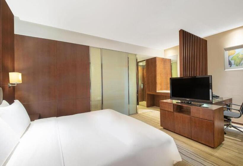 Номер Премиум, Holiday Inn Taicang City Centre By Ihg