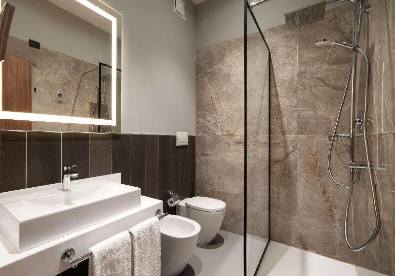 اتاق سوپریور, Radisson Hotel Nola Naples