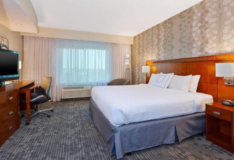 Стандартный Номер Кровать Кинг, Courtyard Omaha La Vista