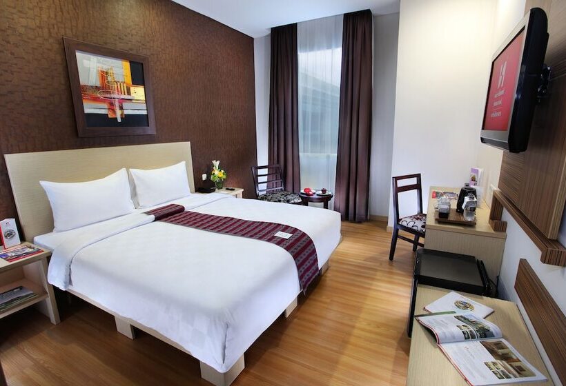 Номер Deluxe, Swiss Belinn Panakkukang