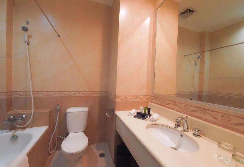 Номер Deluxe, Kristal Hotel Kupang