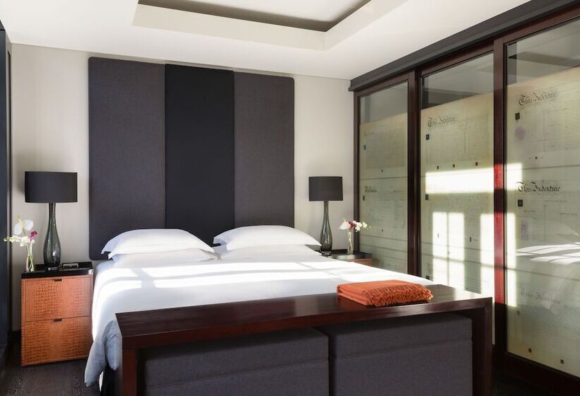 Студия Стандарт, Grosvenor House Suites