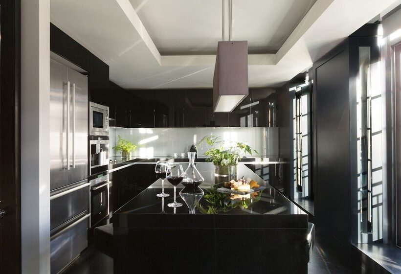 Пентхаус, Grosvenor House Suites
