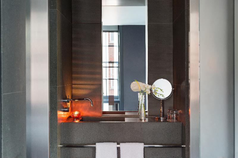 Люкс, Grosvenor House Suites
