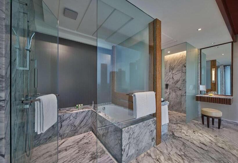 اتاق دلوکس با تخت کینگ و چشم‌انداز, Grand Hyatt Kuala Lumpur