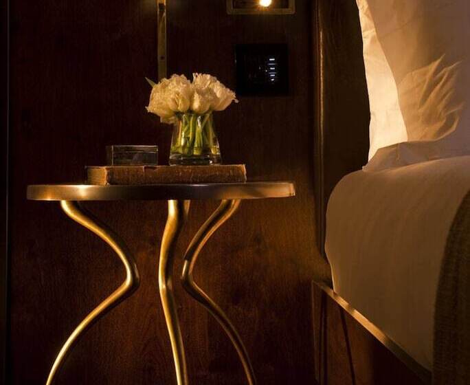 豪华房间, Refinery Hotel New York