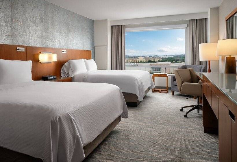 Номер Deluxe, The Westin Austin At The Domain
