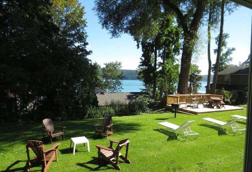 带2个双人床的标准工作室, Hickory Grove Motor Inn   Cooperstown
