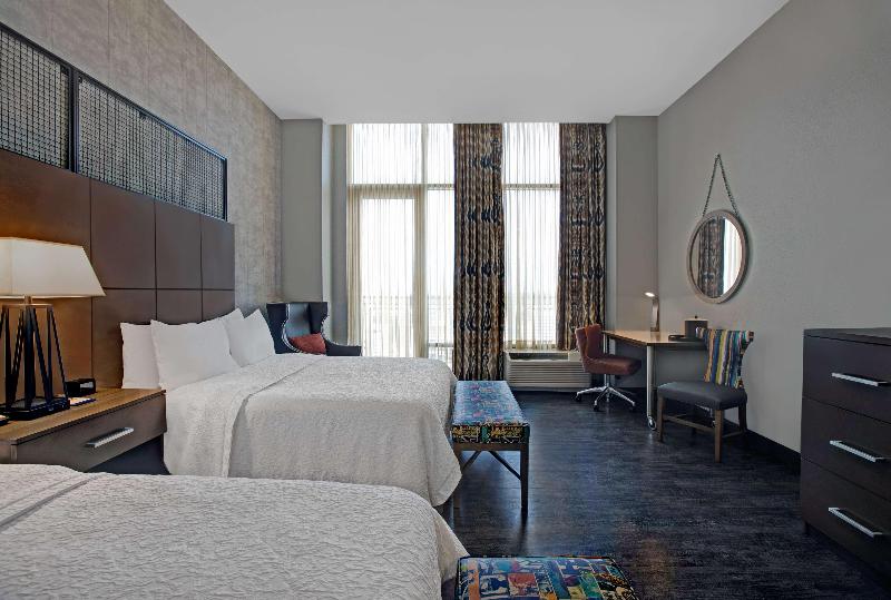 バルコニー付きスタンダードルーム, Hampton Inn & Suites Austin @ The University/capitol