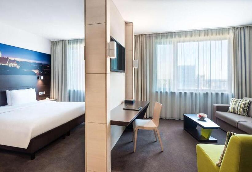 小型套房, Lindner Hotel Bratislava, Part Of Jdv By Hyatt