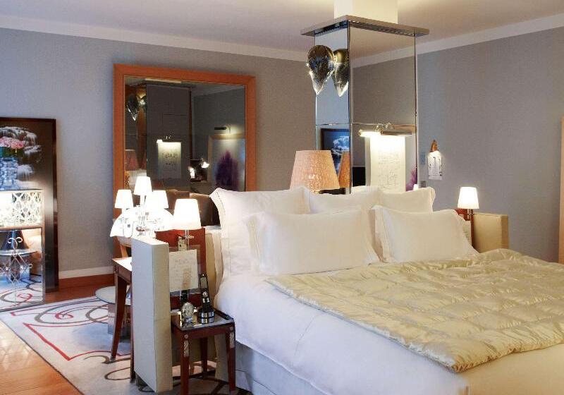 Номер Стандарт, Mainport Hotel Rotterdam, A Hilton Affiliate