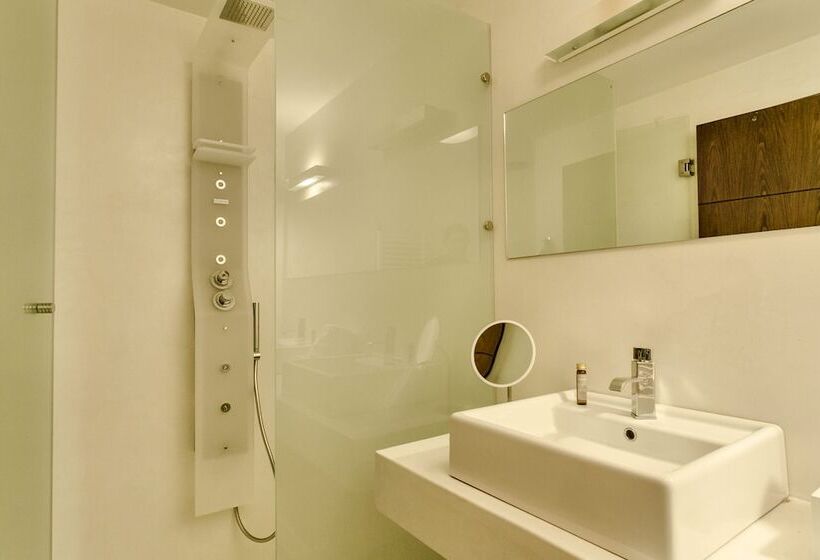Family Suite, 12 Months Resort & Spa