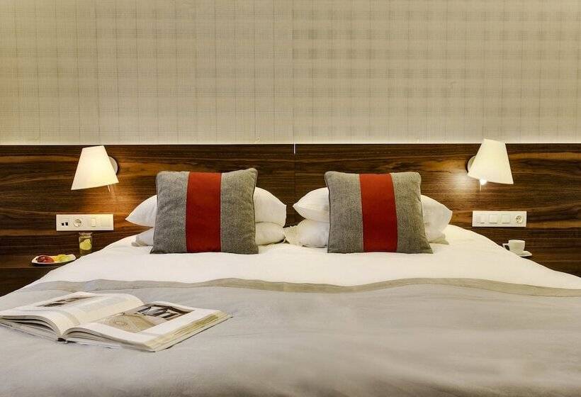 Люкс 2 Спальни, 12 Months Resort & Spa